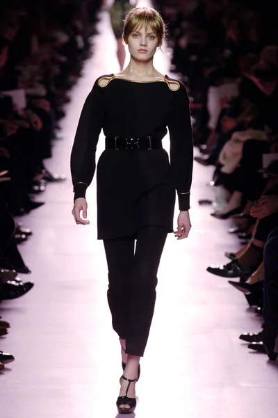 Look 25